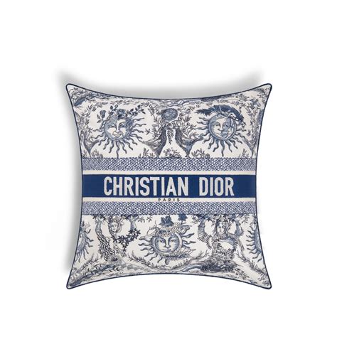 coussin dior pas cher|Petit coussin carré Dior Chez Moi, bleu et beige .